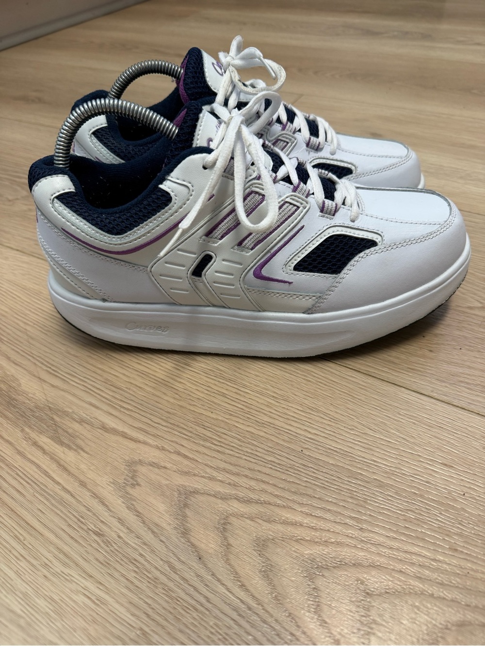 Curves fitness toning sneakers with a distinctive rocker sole design Women’s 10